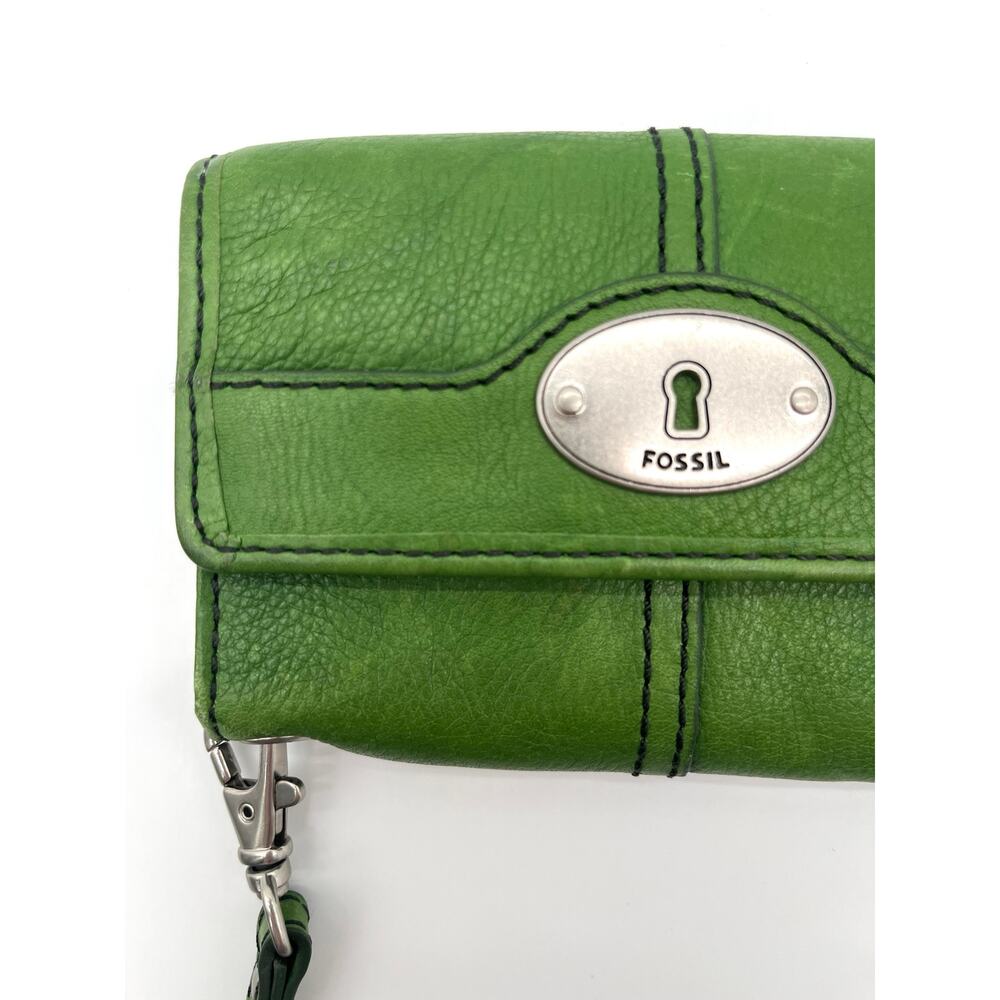 FOSSIL Vintage Y2K Trifold Wallet Wristlet, Green - Picture 3 of 6